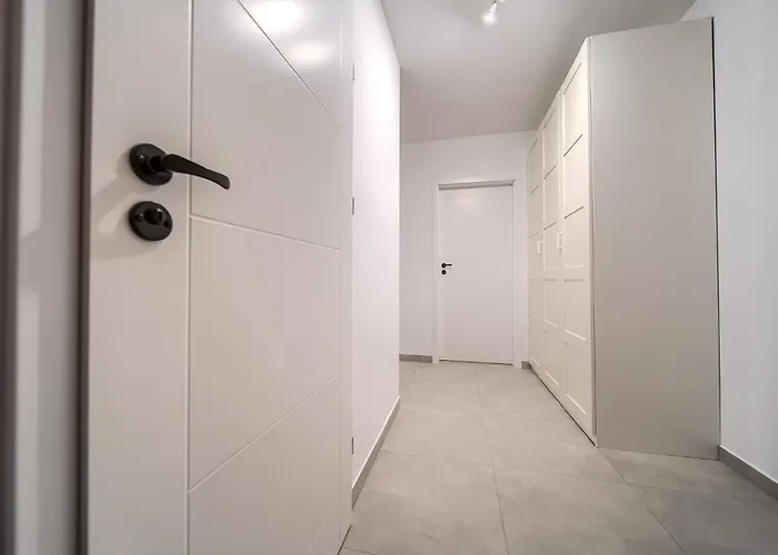 Madalinskiego Comfort By Bookinghost 브로츠와프