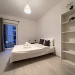 Appartamento Madalinskiego Comfort By Bookinghost
